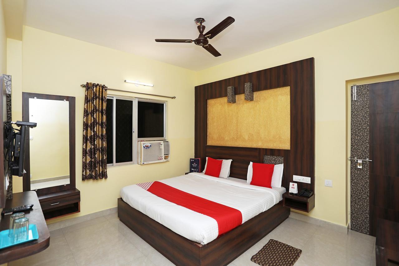 Oyo 15206 Hotel Sonar Gaon Purî Extérieur photo
