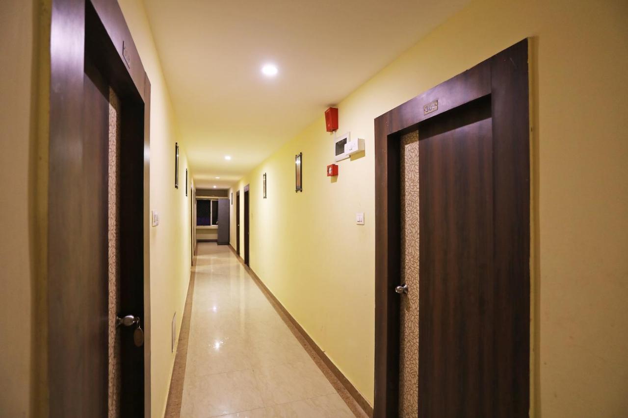 Oyo 15206 Hotel Sonar Gaon Purî Extérieur photo
